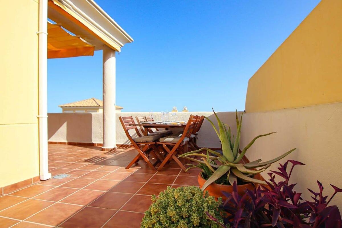 Precioso Atico En Cabopino - Marbella Apartman Kültér fotó